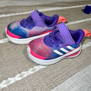 Toddler girls 4c Adidas tennis shoes